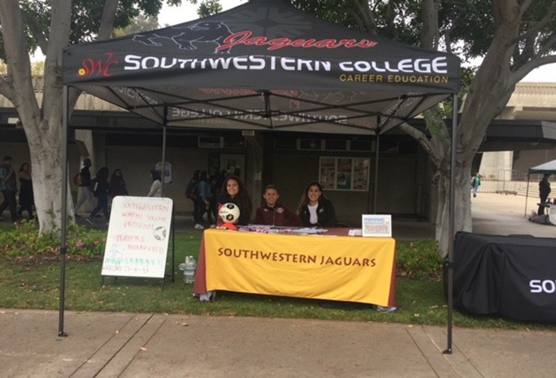 Women soccer welcomes local sweetwater high school students