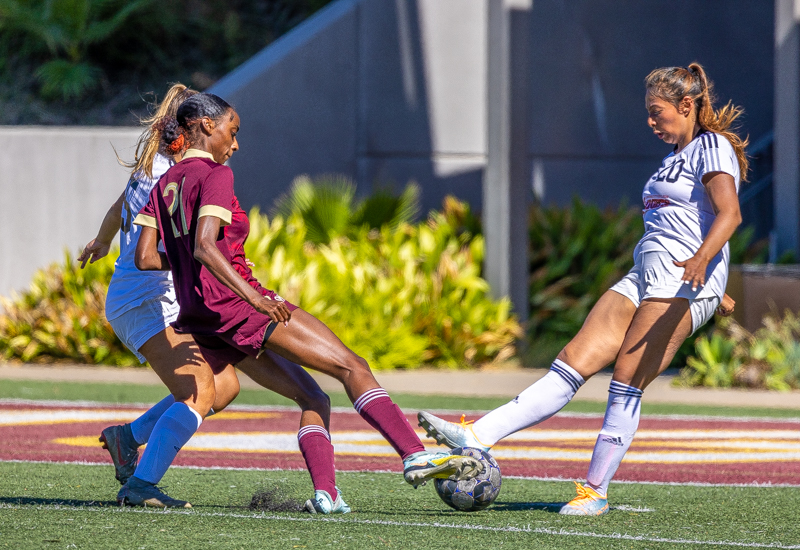 vs San Diego City College (photos by Abe Photography)